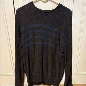 GAP Men's Charcoal and Navy Crewneck Sweater